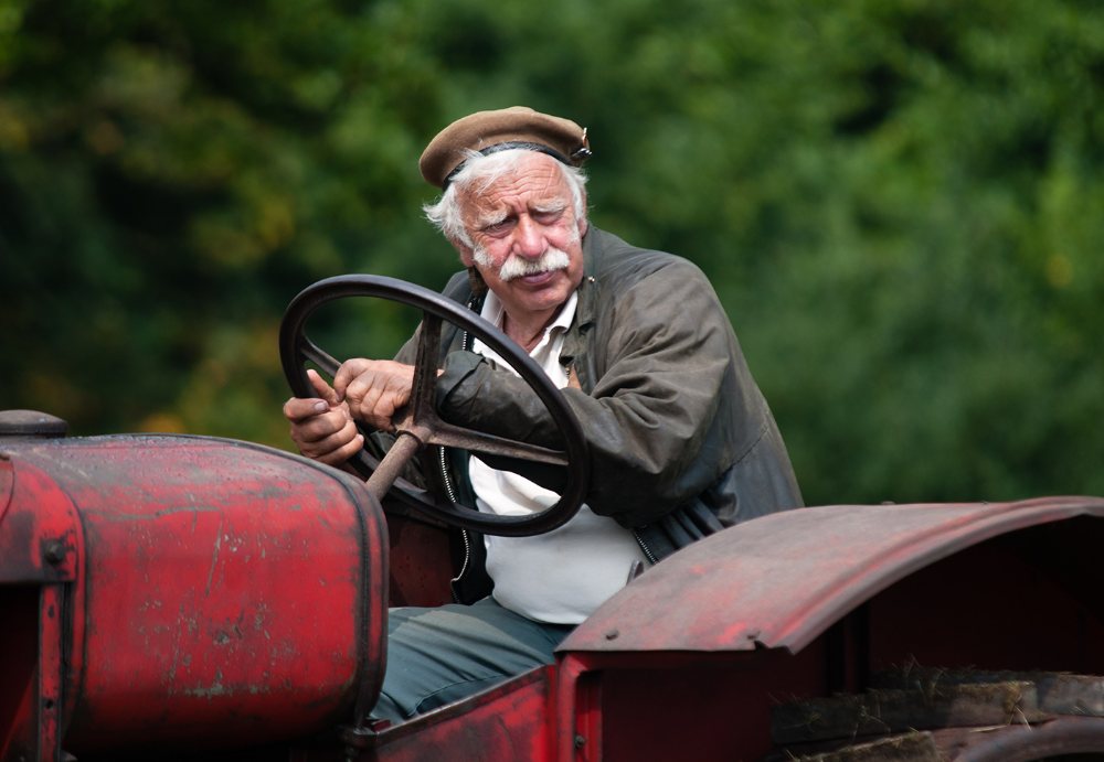 tractor-driver_31623184524_o