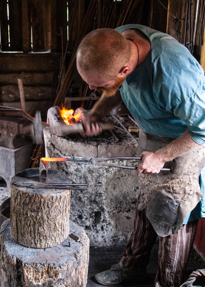 viking-blacksmith_53300968301_o